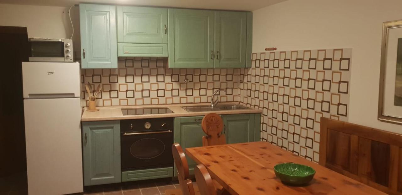 Clou Accomodation Аоста Экстерьер фото