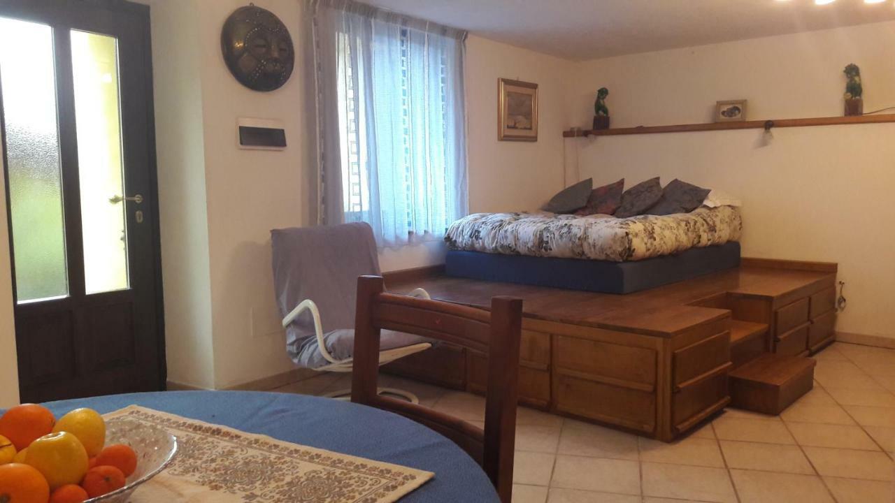 Clou Accomodation Аоста Экстерьер фото